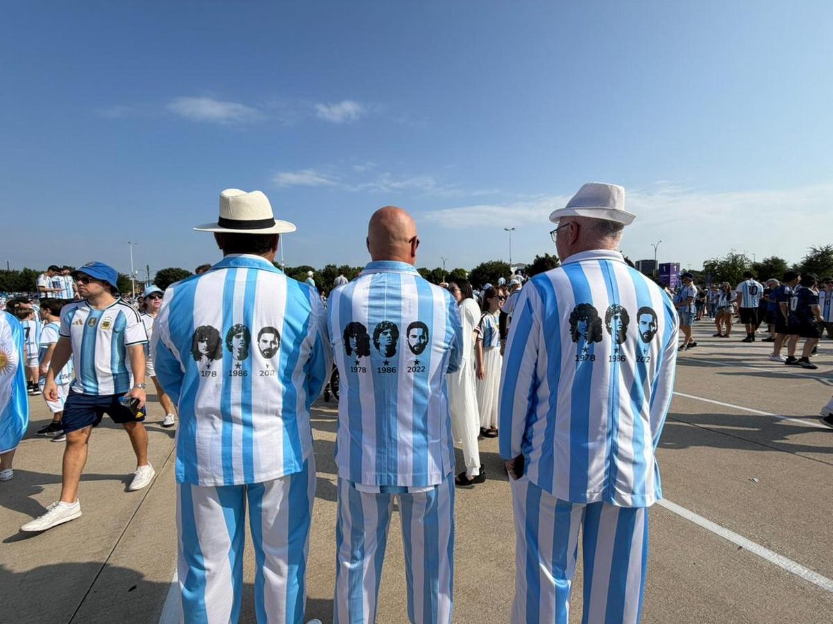 Los hinchas argentinos coparon Dallas.