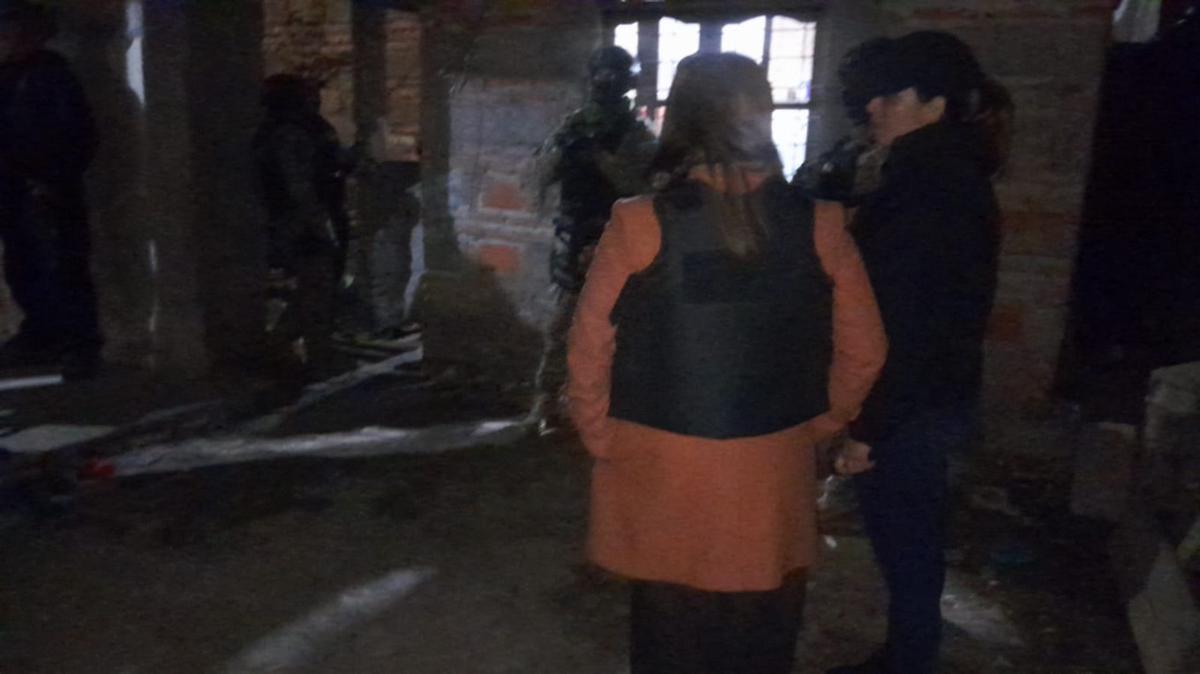 Megaoperativo policial contra bandas que robaban vehículos en Córdoba.