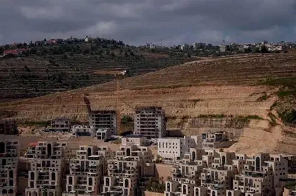 Países europeos y Canadá exigen a Israel que detenga plan de asentamientos en Cisjordania.