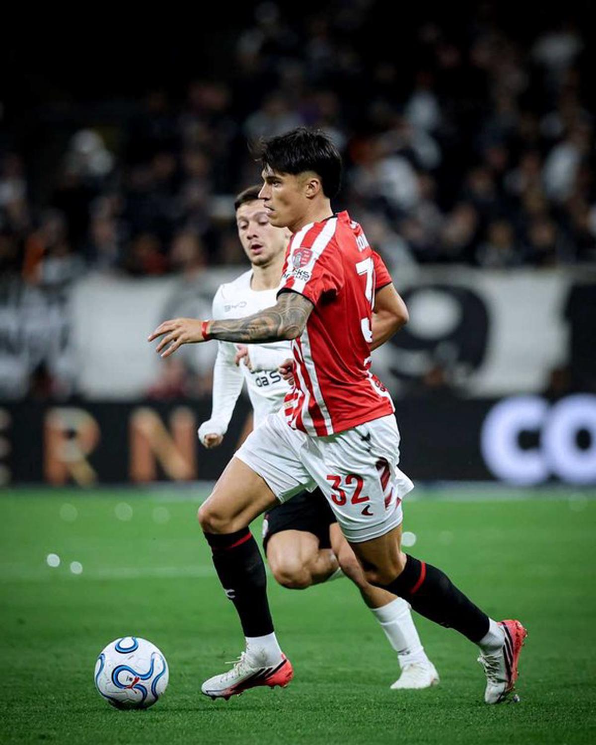 Estudiantes, entre los cuatro mejores de América.