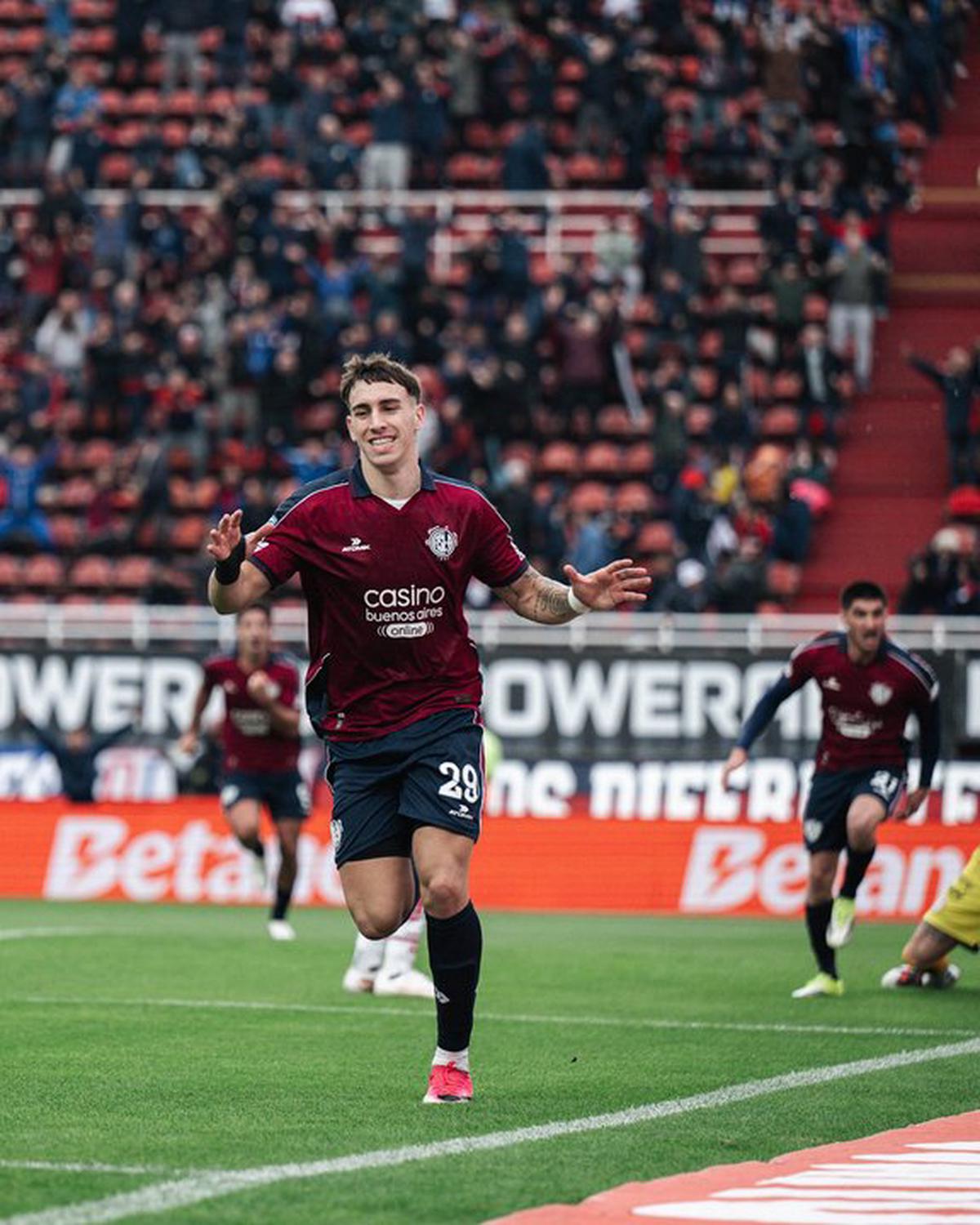 San Lorenzo va por un nuevo triunfo.