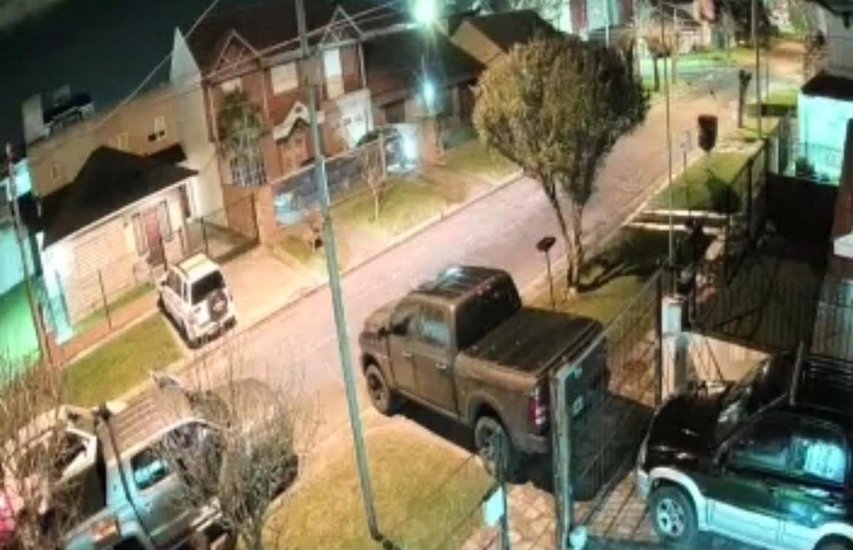 Asalto a familia en Mar del Plata: un grupo armado sorprende al bajar de su camioneta