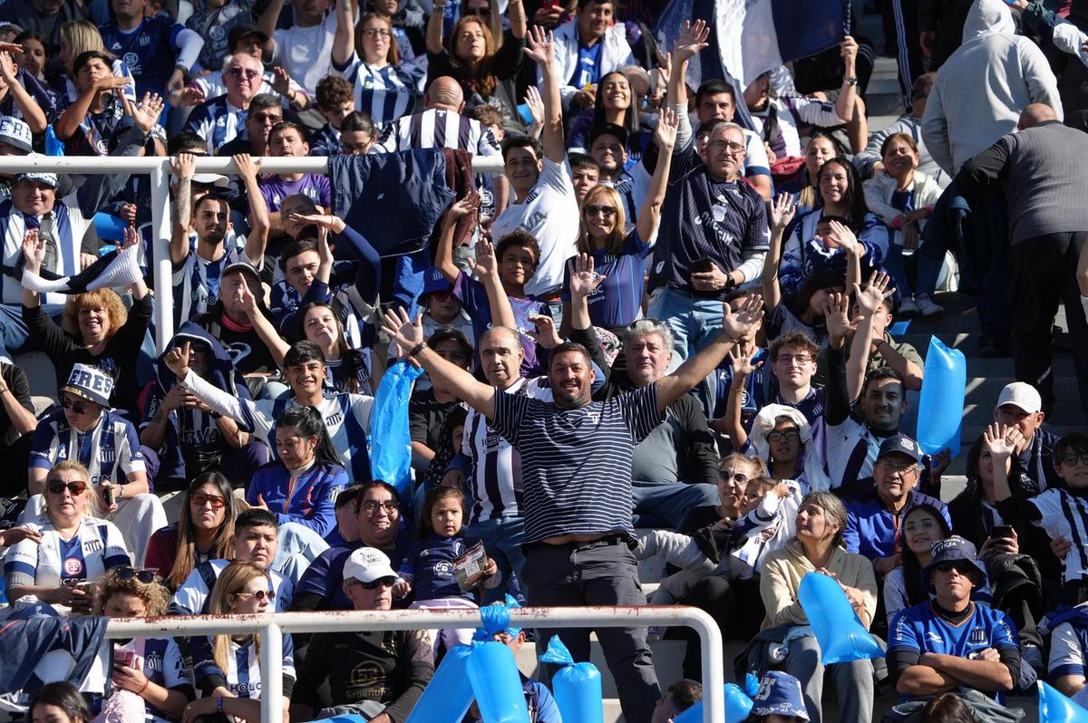 Los hinchas de