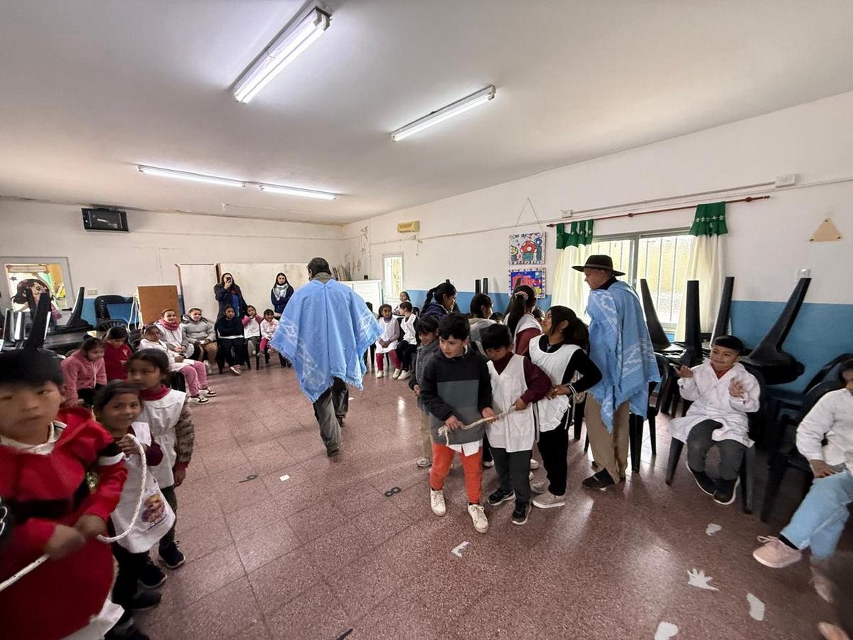 Valores: una cabalgata educativa lleva el legado de San Martín por el interior de Córdoba