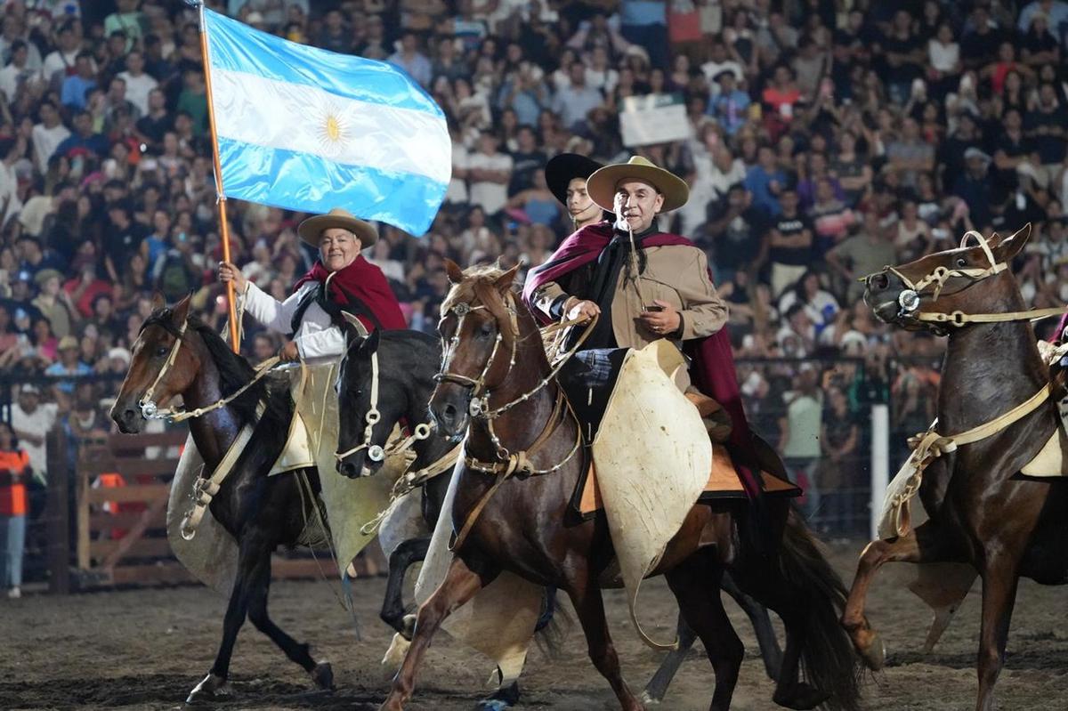 FOTO: Chaqueño Palavecino en Jesús María 2025