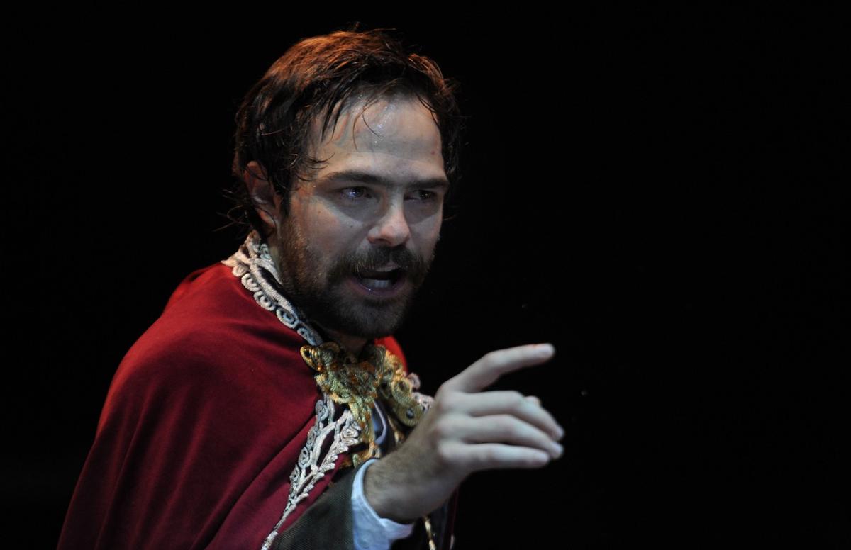 Peter Lanzani protagoniza 