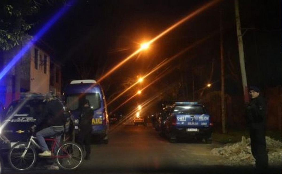 Los agresores se movilizaban en motos.