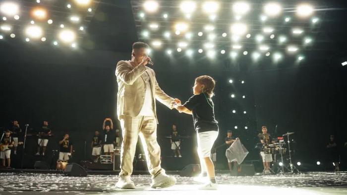 El mini Wacho conquistó la Plaza: Máximo Córdoba fue protagonista en Cosquín