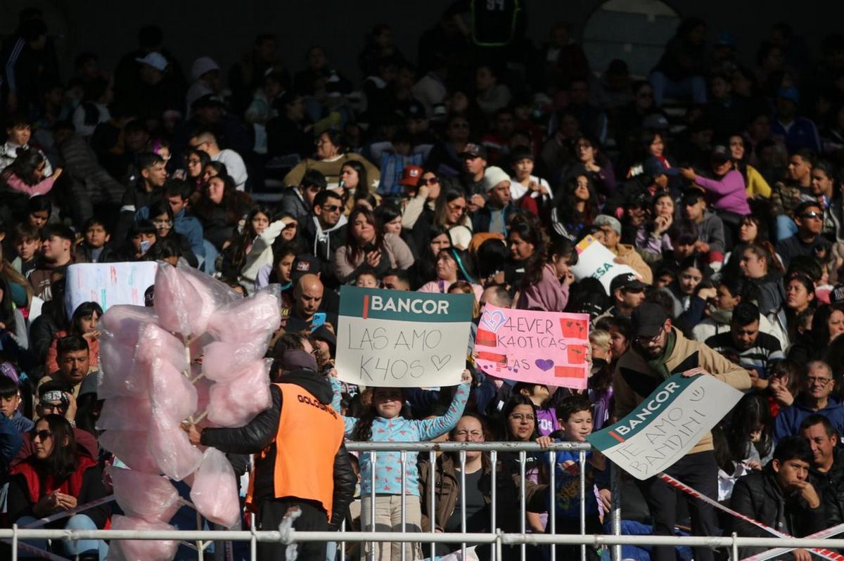 El estadio cordobés, de fiesta para los niños.