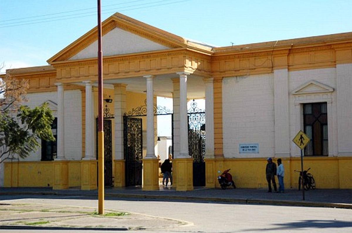 El intendente Poletti aclara que la medida busca actualizar tarifas