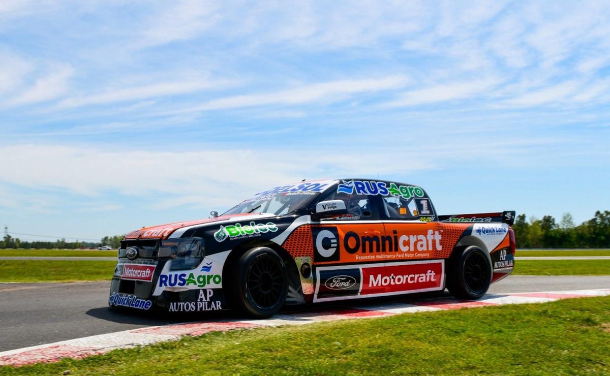 FOTO: El campeón Gianini y su Ford Ranger comenzaron a lo grande en el Mouras