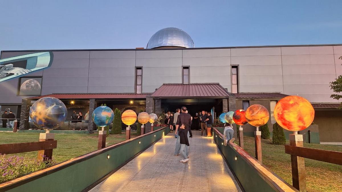 El increíble planetario inaugurado en Pekos.