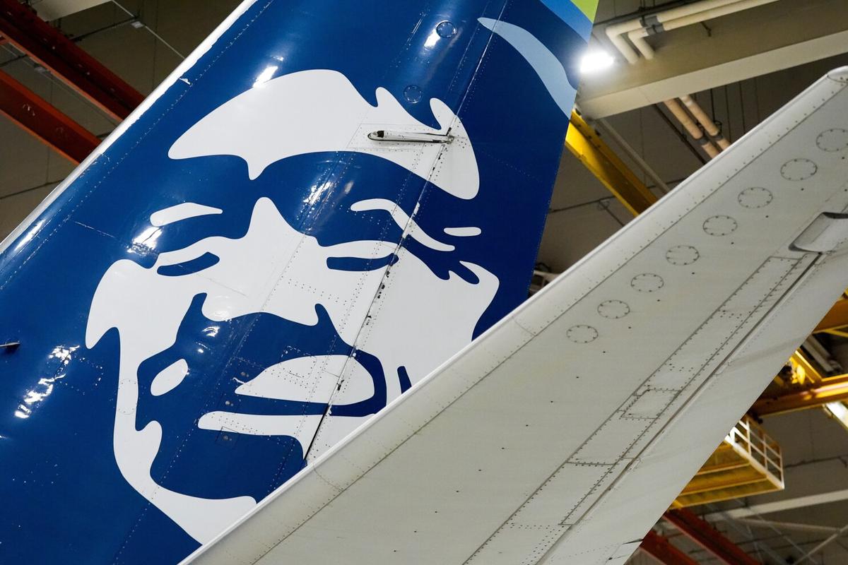 Alaska Airlines mantiene sus aviones en tierra debido a una falla tecnológica