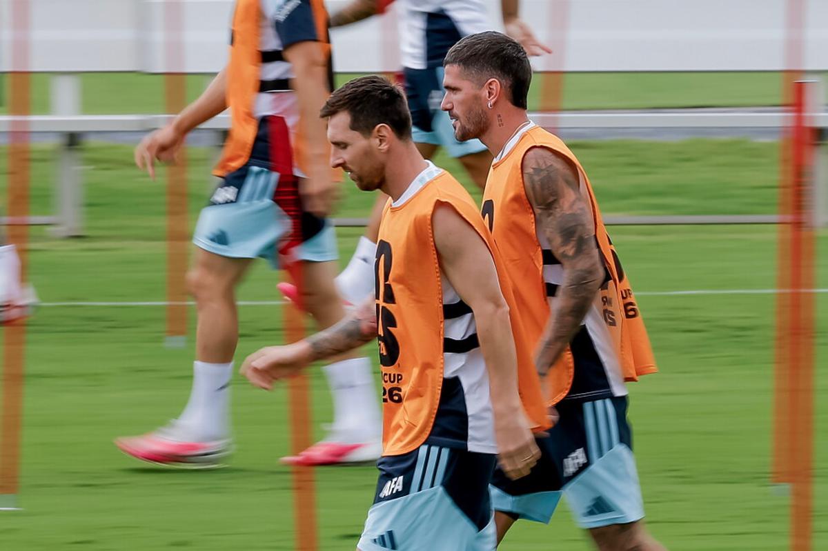 LO ÚLTIMO: Argentina e Inglaterra chocan por el pasaje restante a la final mundialista
