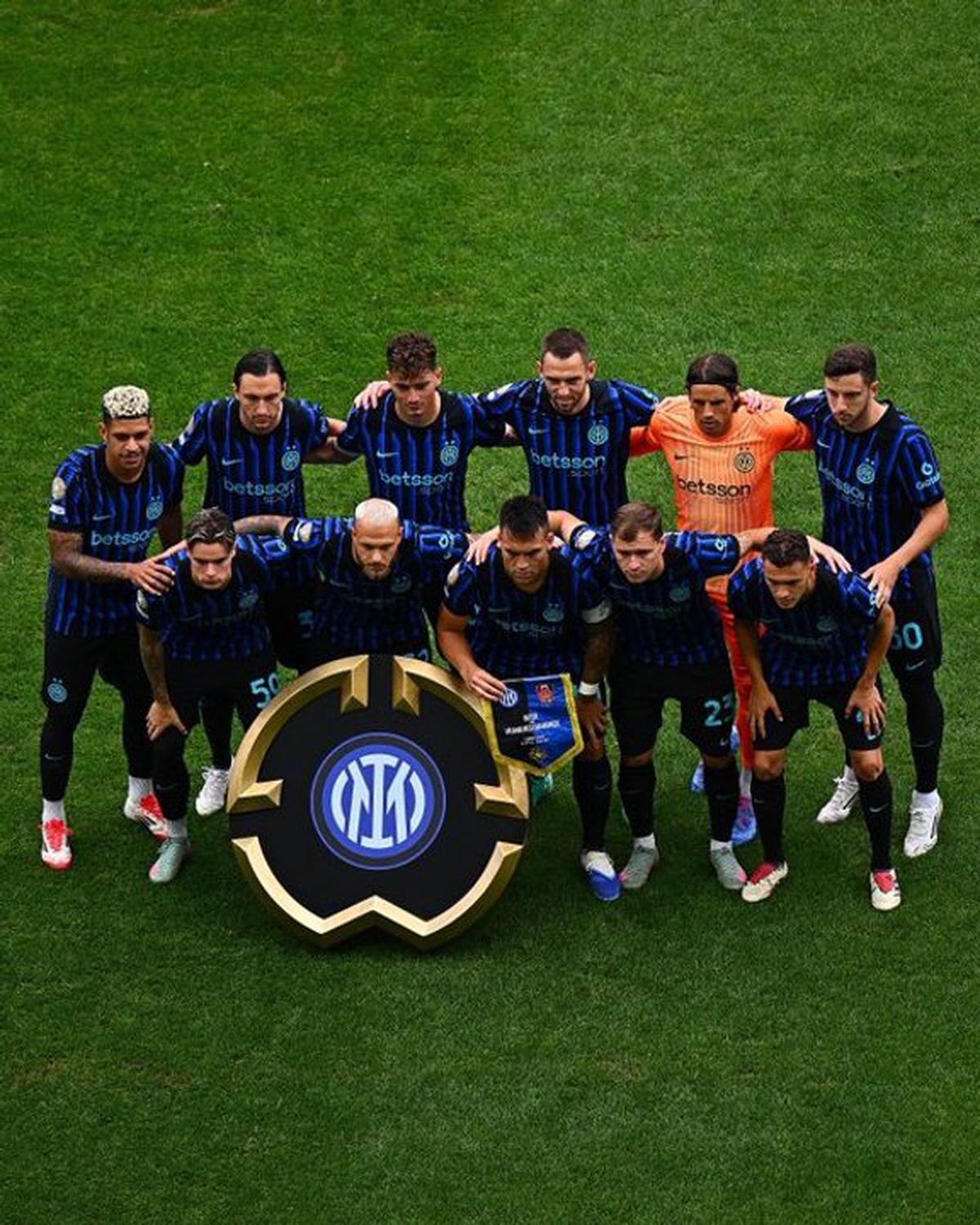 Inter de Milán en la fotografía previa al duelo ante Urawa Red Diamonds.