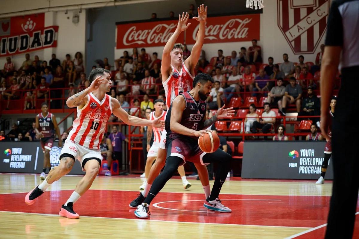 FOTO: Instituto no pudo ante Franca en su debut en la Champions. (Foto: FIBA)