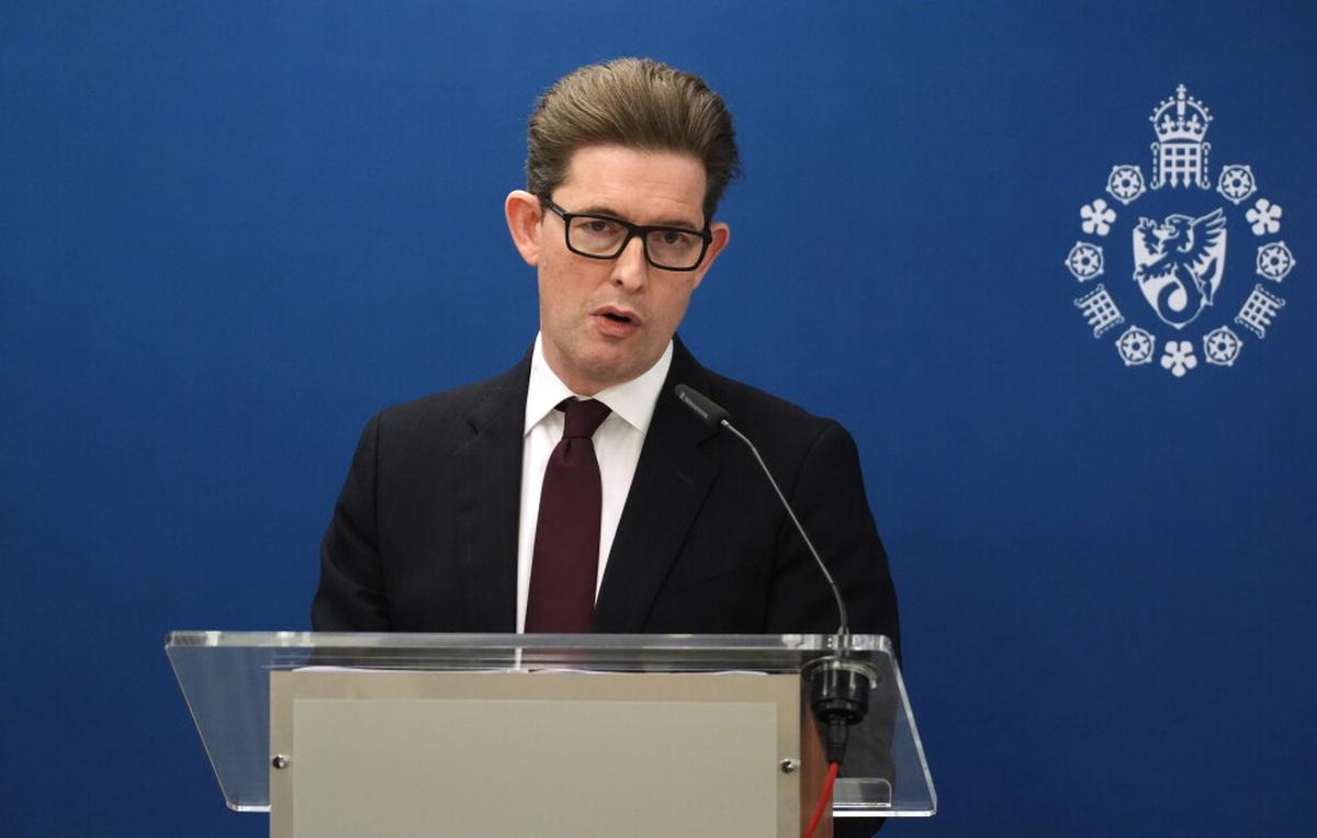Organismo de inteligencia del Reino Unido reprende a MI5 por mentir sobre informante neonazi