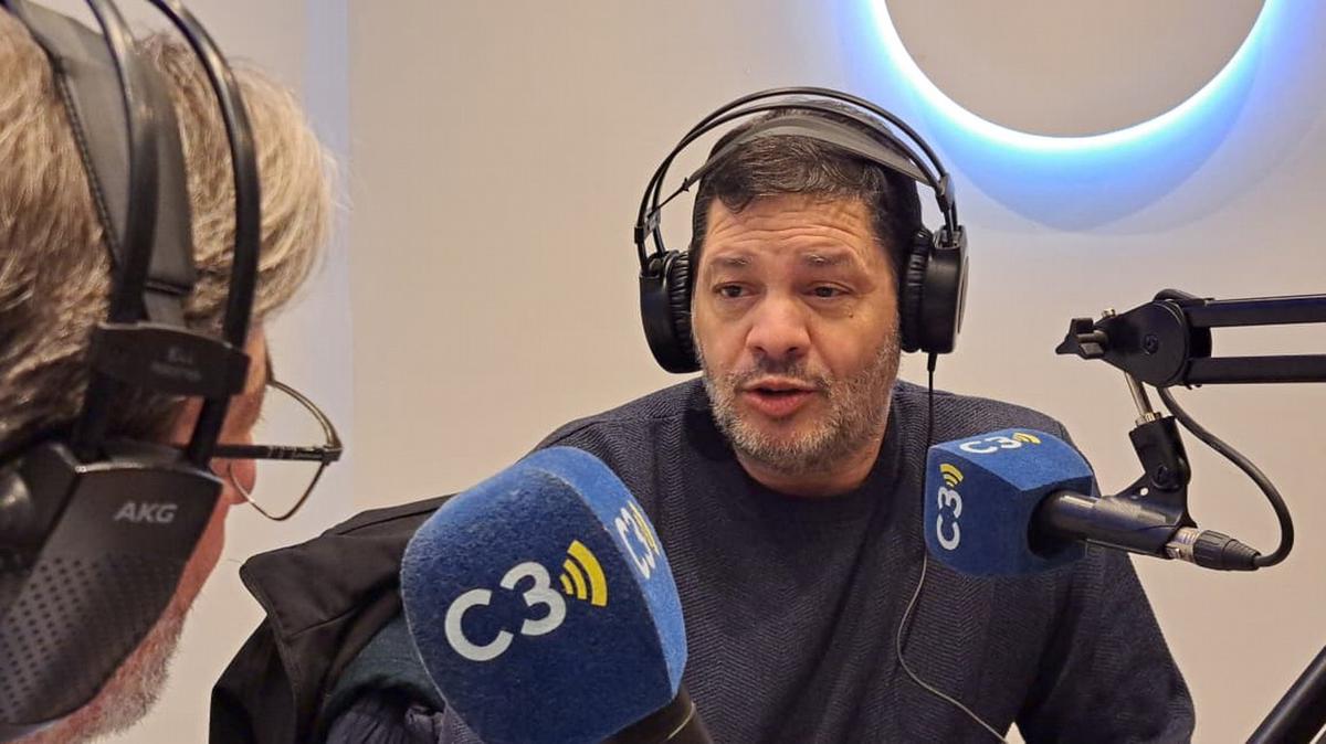 El funcionario David Ferreyra, en diálogo con Chema Forte.