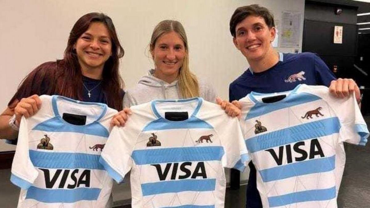 FOTO:  Dolores Berti, Malena Díaz y Virginia Brígido, las cordobesas de la selección. 