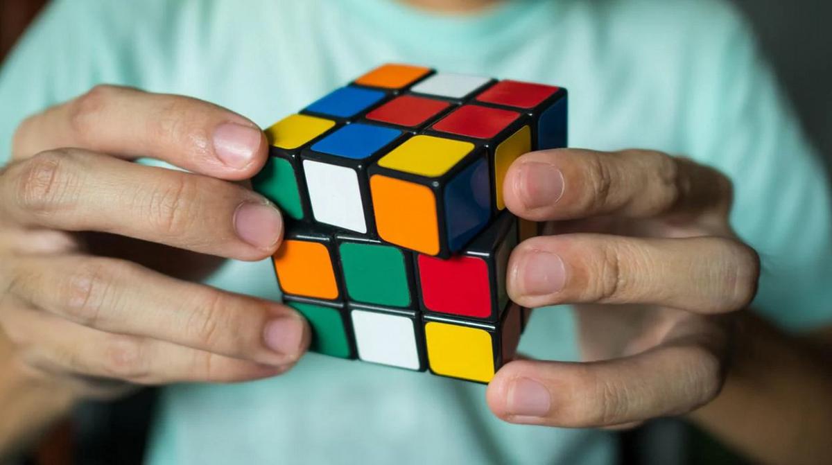 FOTO: El cubo Rubik cumple 50 años: la historia del juego que le ganó a la tecnología