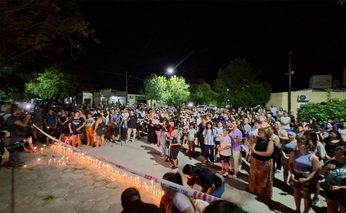 San Cristóbal marchó en duelo tras el ataque en la Escuela Mariano Moreno.