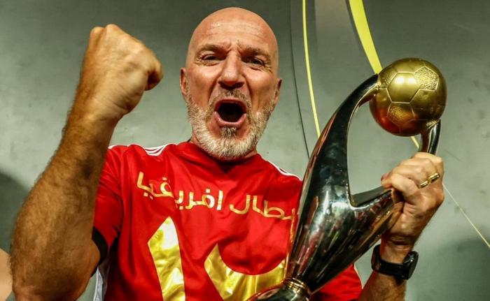El cordobés que dirige al FC Zürich: "Suiza se siente más fuerte que Argentina"