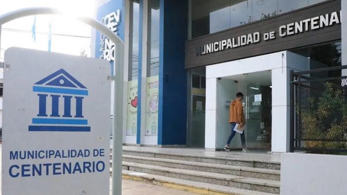 Camionero provoca corte de internet en siete barrios de Neuquén y se escapa