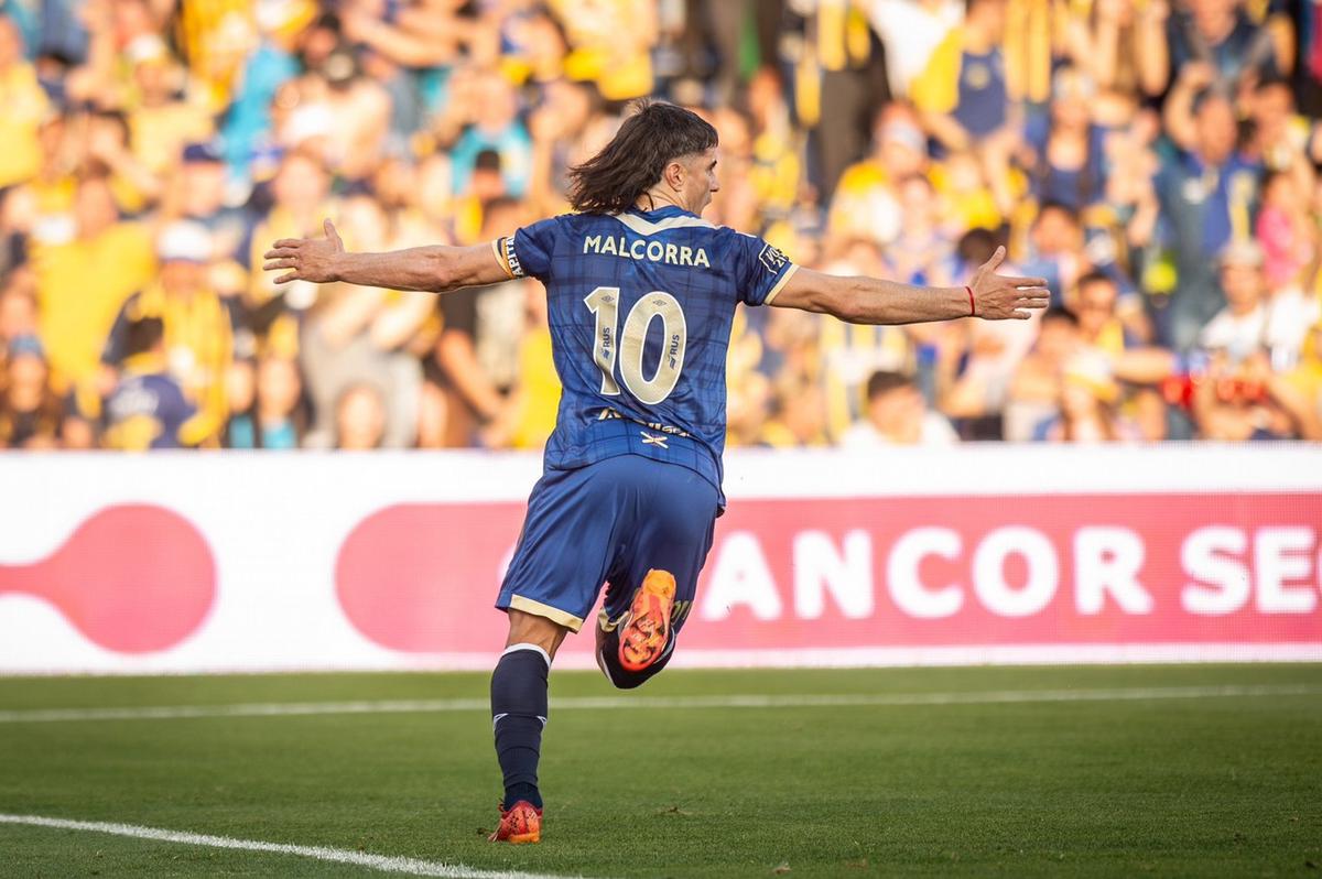 FOTO: Ignacio Malcorra celebra uno de sus tantos ante Talleres. (Foto: CARC)