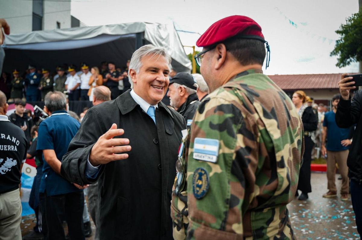 Córdoba homenajeó a veteranos y caídos de Malvinas con un multitudinario acto