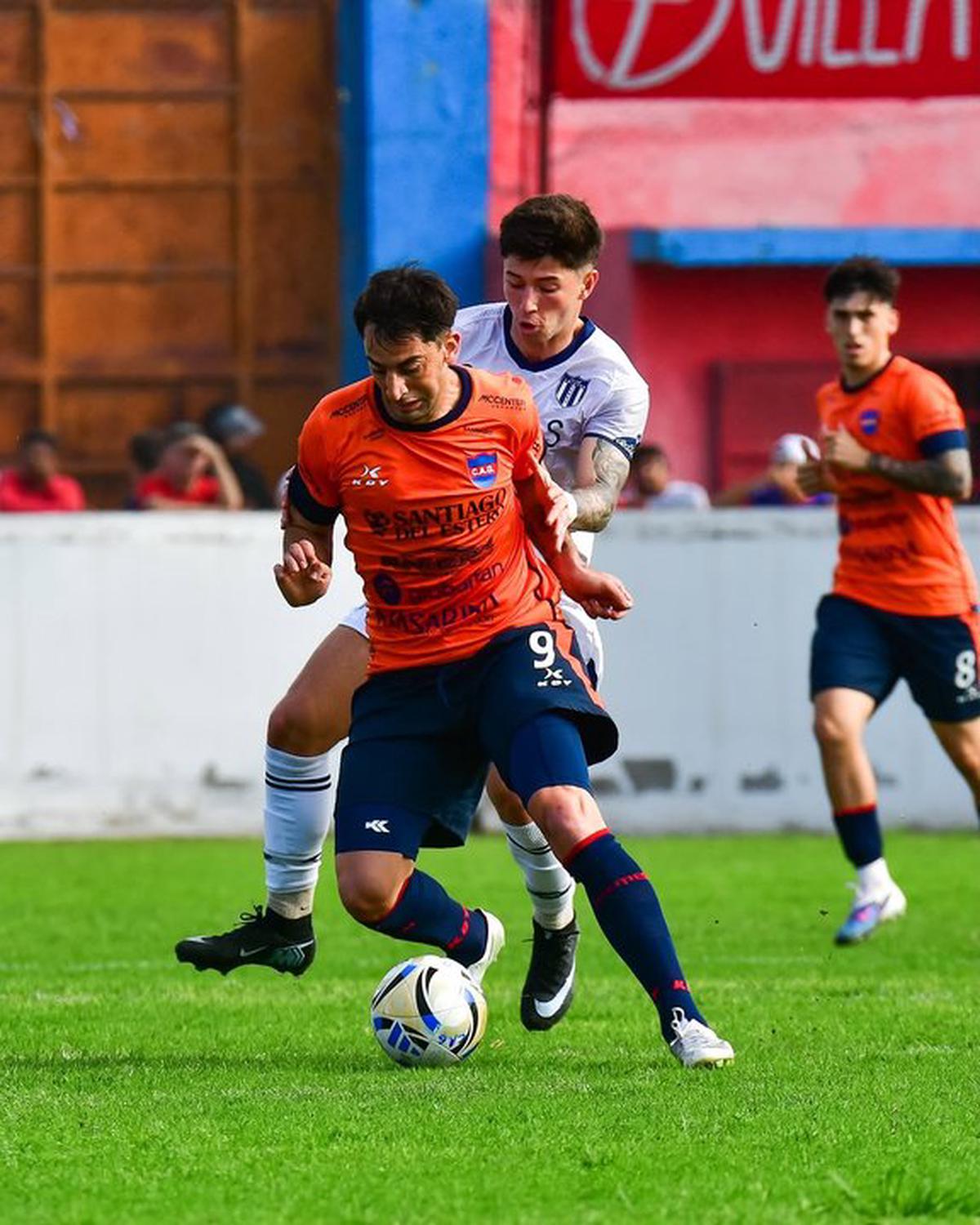 Tristán venció 3-1 a Güemes y quedó a dos puntos del primer puesto.