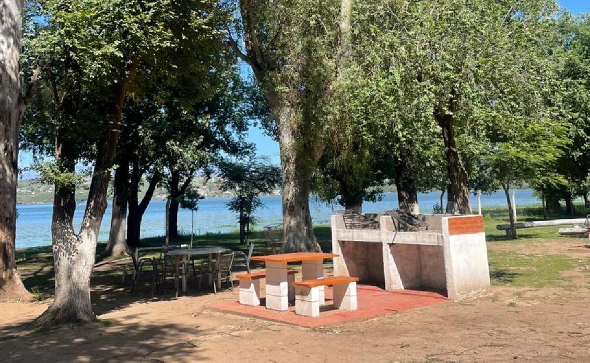 FOTO: Los campings ubicados cerca del lago San Roque ofrecen distintos servicios.