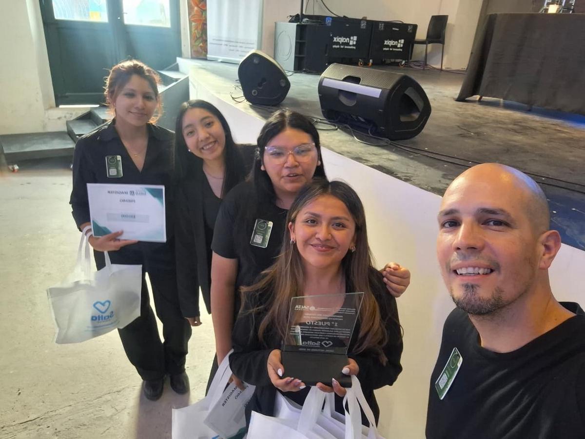 Estudiantes de escuelas técnicas presentan innovaciones para la localización de personas con GPS