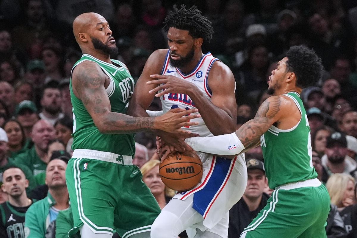Maxey anota 40 puntos y los 76ers remontan para vencer 117-116 a los Celtics