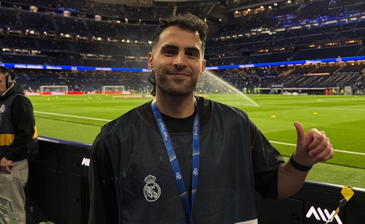 Felipe Nazar diseña publicidades 3D para la FIFA en el Mundial.