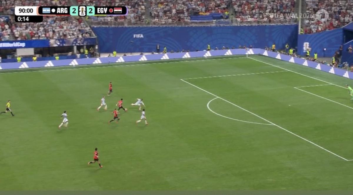 Leandro Paredes y un corte que valió un gol. (Foto:Captura)
