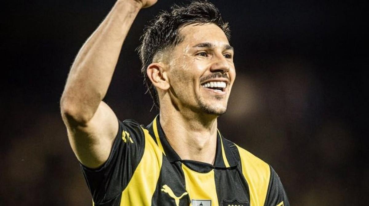 Maximiliano Silvera, delantero de Peñarol.