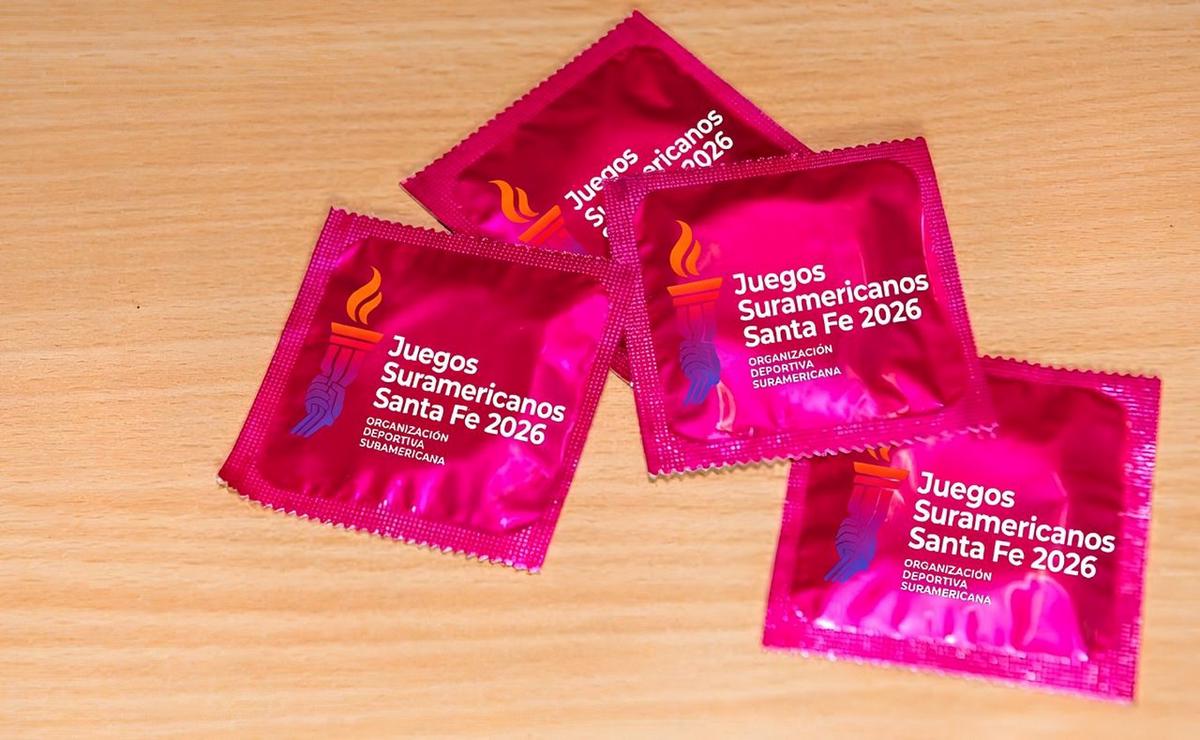 Reparto de preservativos en los Suramericanos.