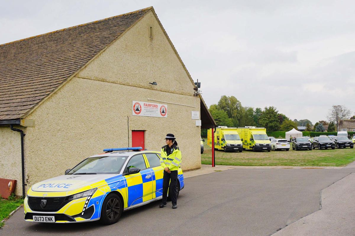 La policía evacúa casas junto a base EEUU en Inglaterra y hace detenciones por cargos de explosivos