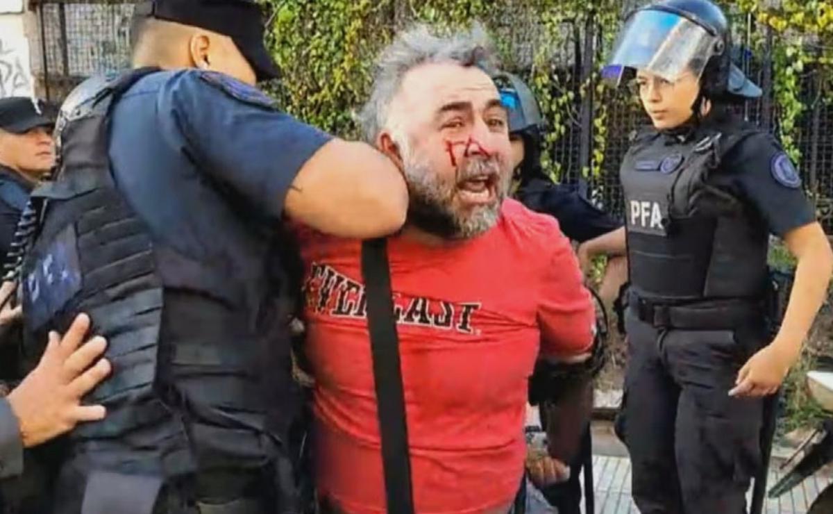El camarógrafo detenido en el Congreso. (Foto: TN)