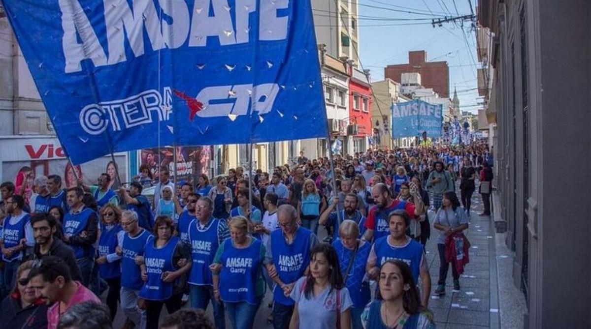Amsafe reclama una mejora que contemple la pérdida salarial frente a la inflación.