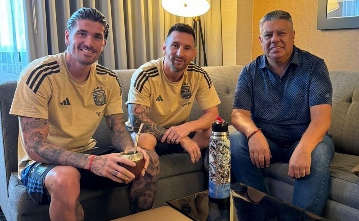 Rodrigo de Paul, Lionel Messi y Claudio