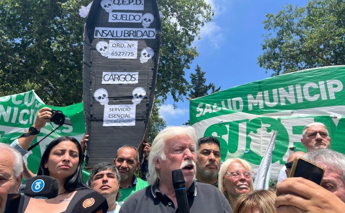 FOTO: El Suoem marchó por el centro de Córdoba (Foto: Daniel Cáceres/Cadena 3).