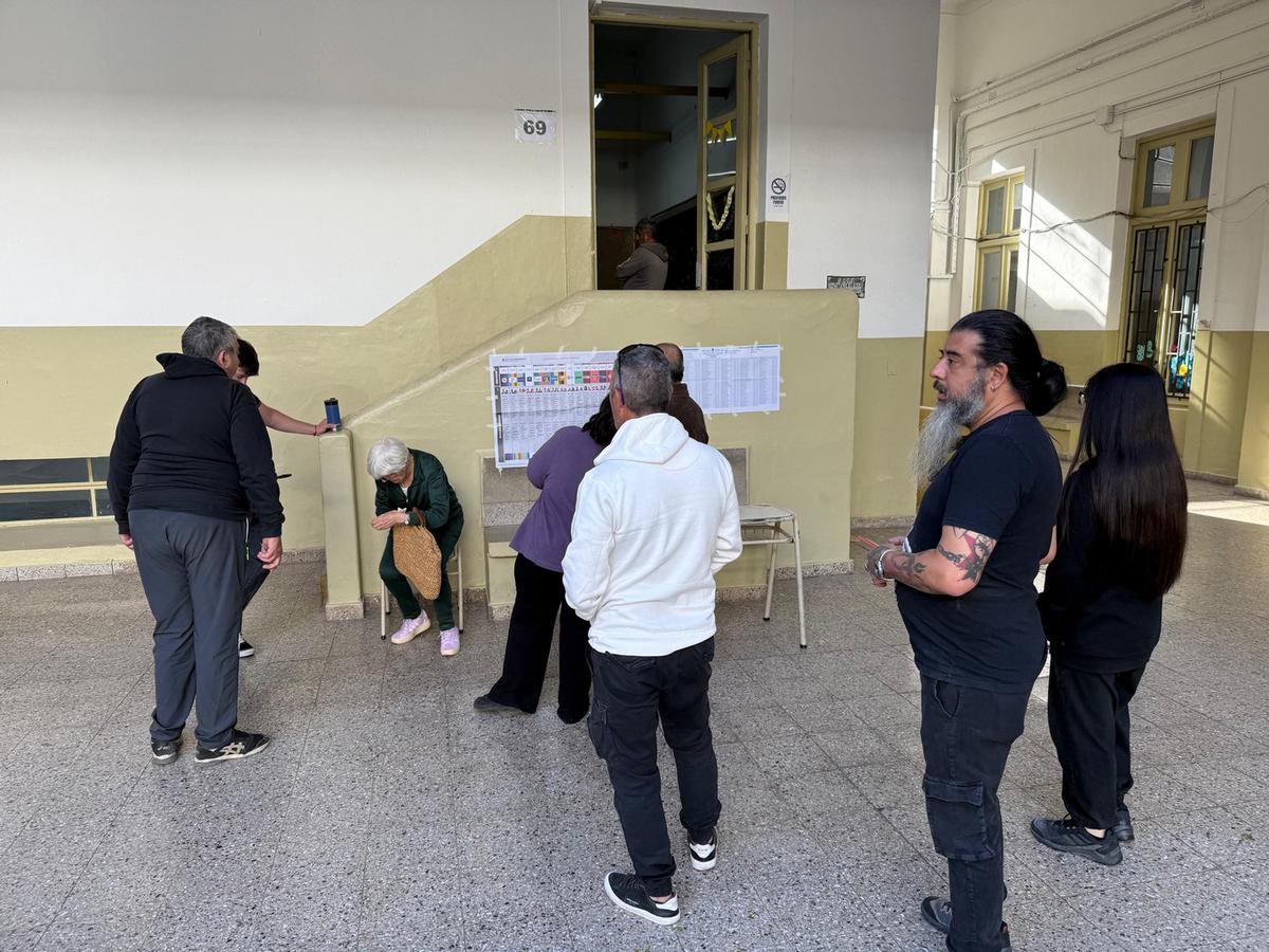 Las elecciones en Córdoba comenzaron con normalidad.