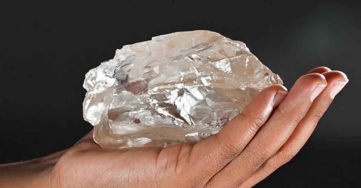 El diamante de 2.492 quilates hallado en Botsuana.