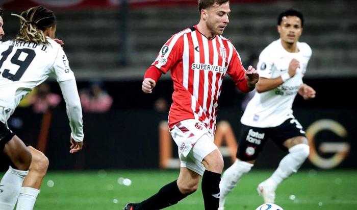 Estudiantes logró un triunfo agónico ante Corinthians y avanzó a semifinales de la Libertadores
