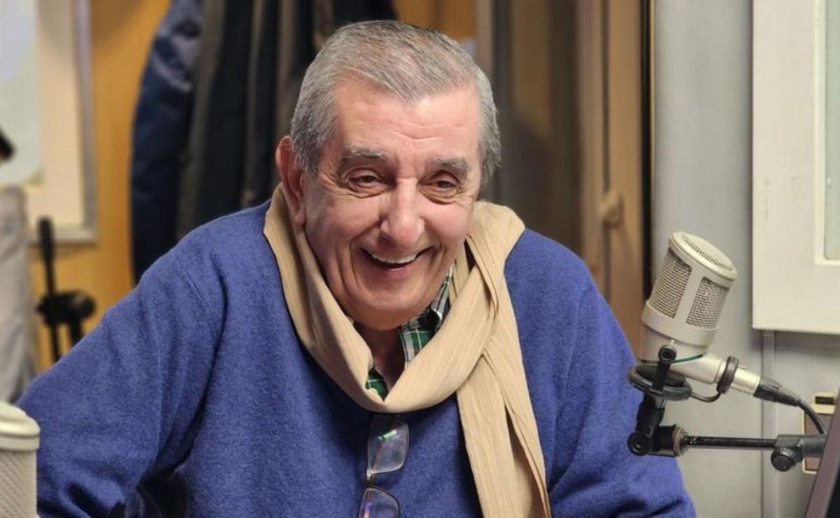 Negro Álvarez en los estudios de Cadena 3.
