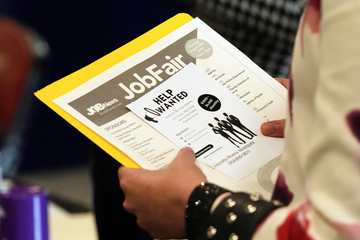 Las solicitudes de desempleo en EEUU bajan a 206.000 la semana pasada