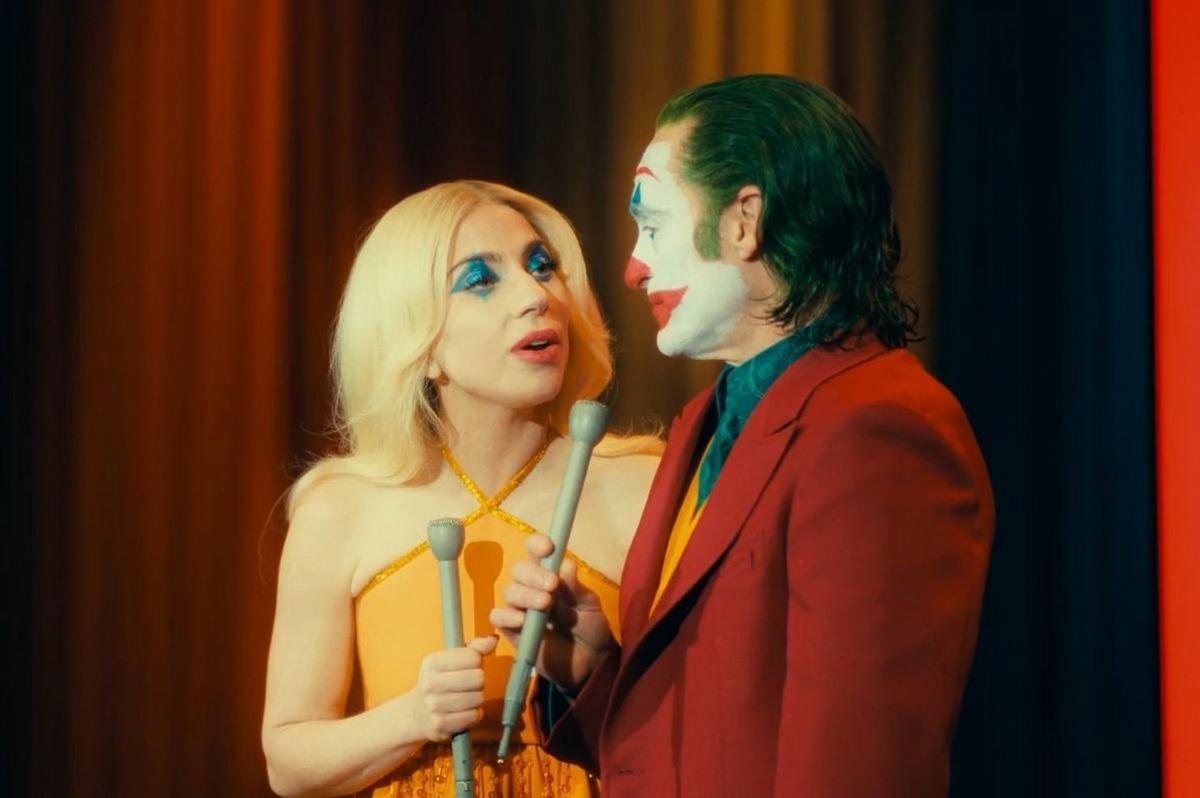 FOTO: Lady Gaga y Joaquin Phoenix, en uno de los momentos musicales de Guasón 2.