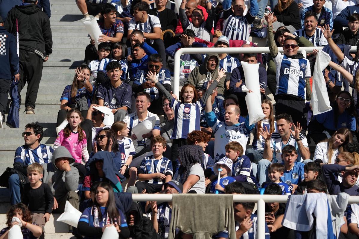 Los hinchas de
