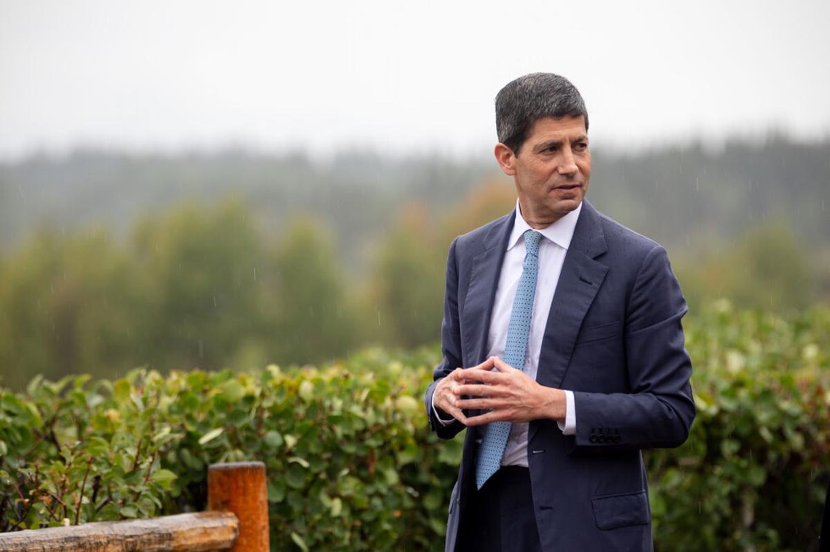 Discurso de Warsh en Jackson Hole es recibido con elogios y críticas